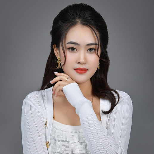 Chị Thu Anh